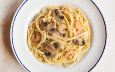 Linguine con Langostinos y champiñones