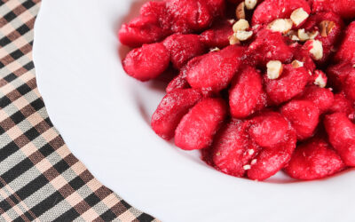 Gnocchi amb salsa de remolatxa